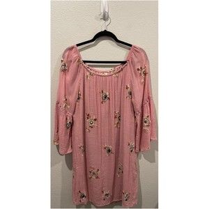 FIG AND FLOWER Embroidered Pink 3/4 Sleeve Mini Dress